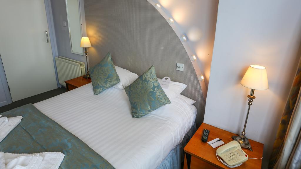Royal Exeter Hotel Bournemouth Esterno foto